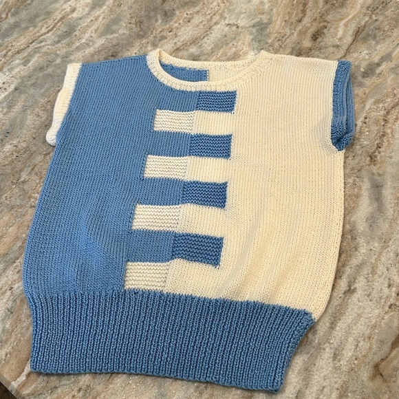 Hand Knit Top - Picture 1 of 5